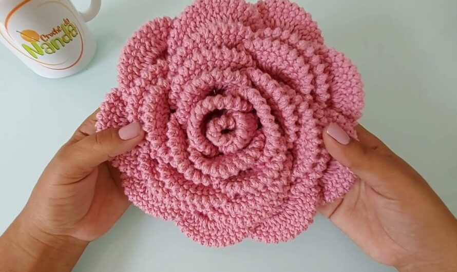 LARGE CROCHET FLOWER TO USE AS DECOR