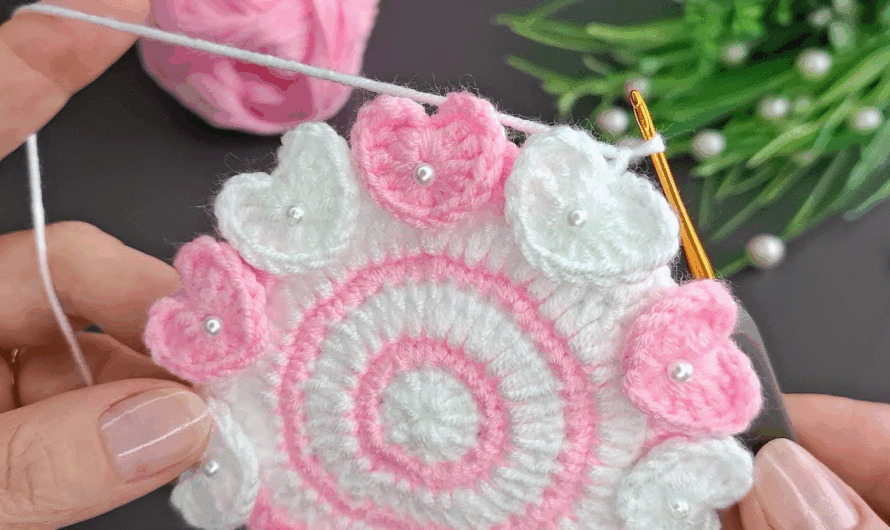 How to make a gorgeous crocheted easy knitted coaster