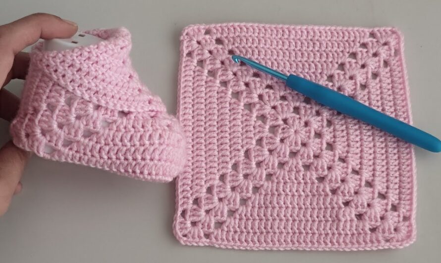 How to Crochet the Cutest Baby Shoes from the Square Stitch | Step by Step Pattern🧦💖